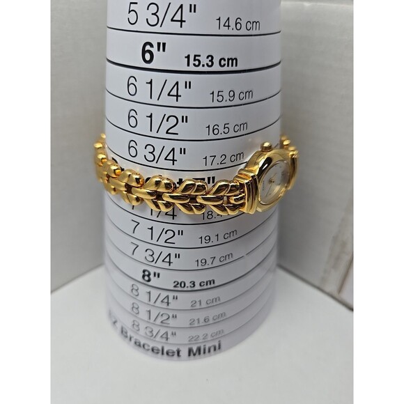 Pulsar by Seiko Gold Tone Oval Womens Quartz Watch New Battery Dress Slim Japan - Picture 7 of 10